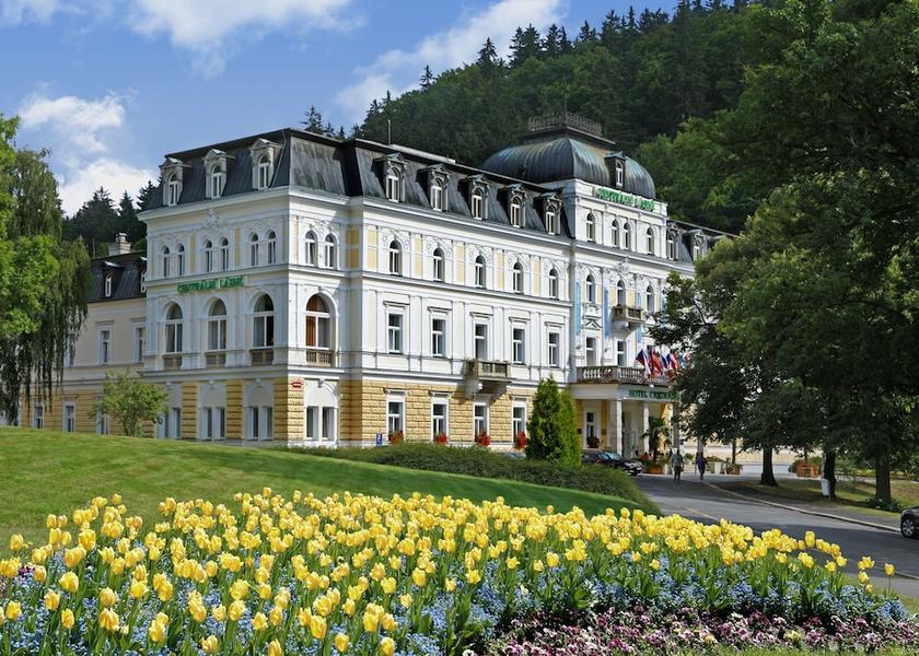 Karlovy Vary (region) Marianske Lazne Exterior Detail