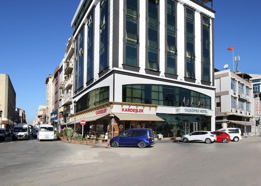  Adana Exterior Detail
