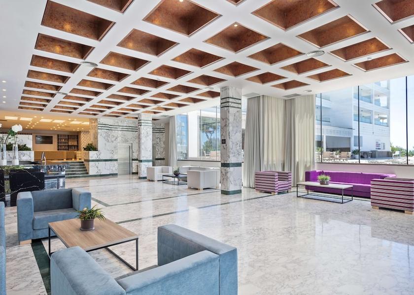 Catalonia Salou Lobby