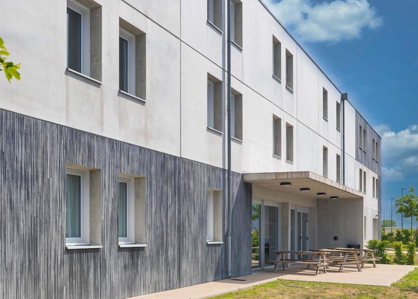 Centre - Loire Valley Amilly Facade