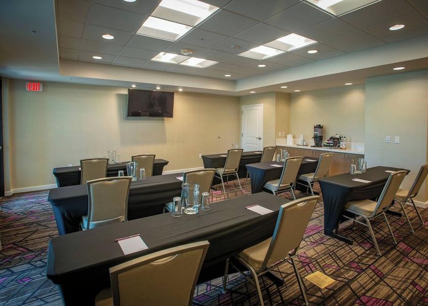Florida Pensacola Meeting Room