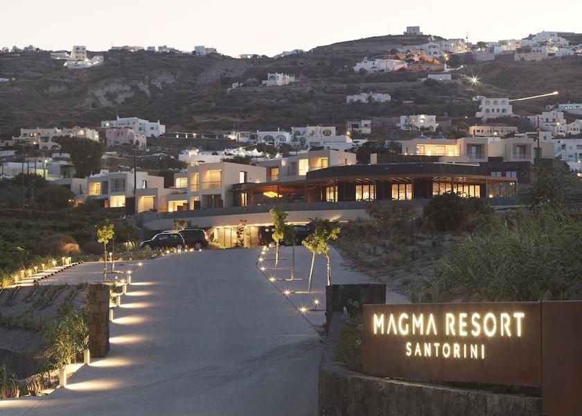  Santorini Exterior Detail