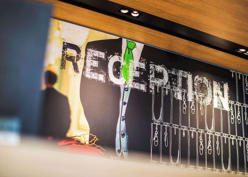 Grand Est Ostwald Exterior Detail