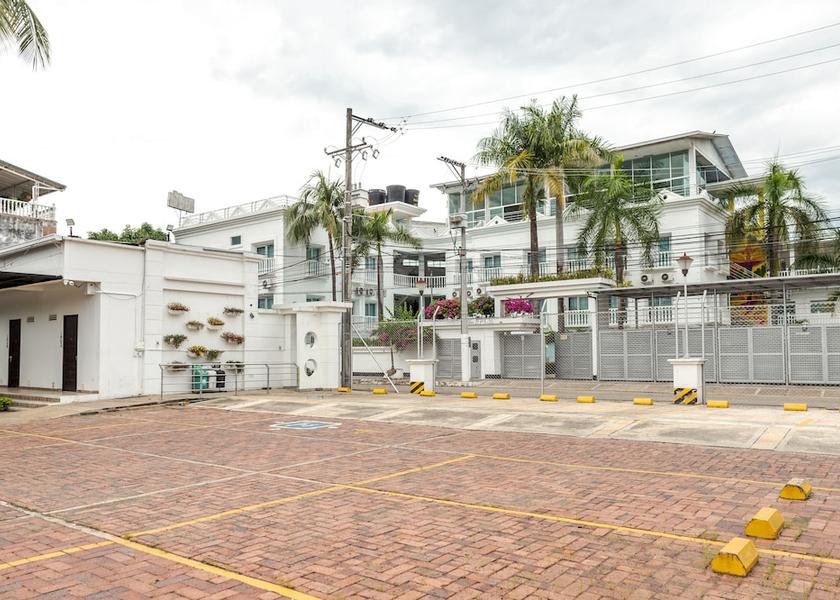 Tolima Melgar Accessible parking