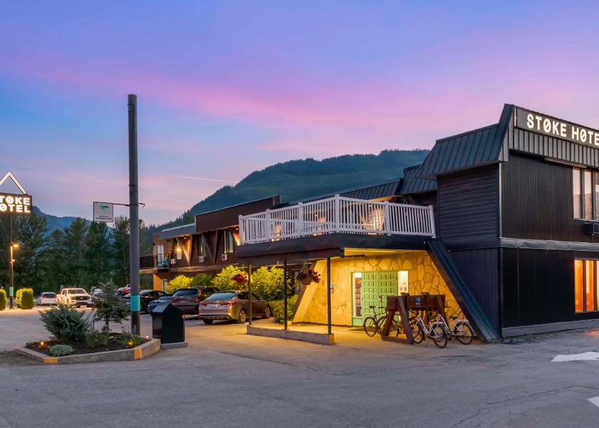 British Columbia Revelstoke Hotel Exterior