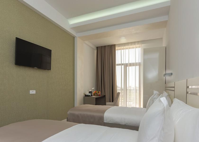  Yerevan Room