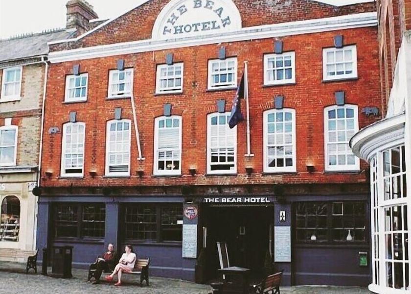 England Wantage Exterior Detail