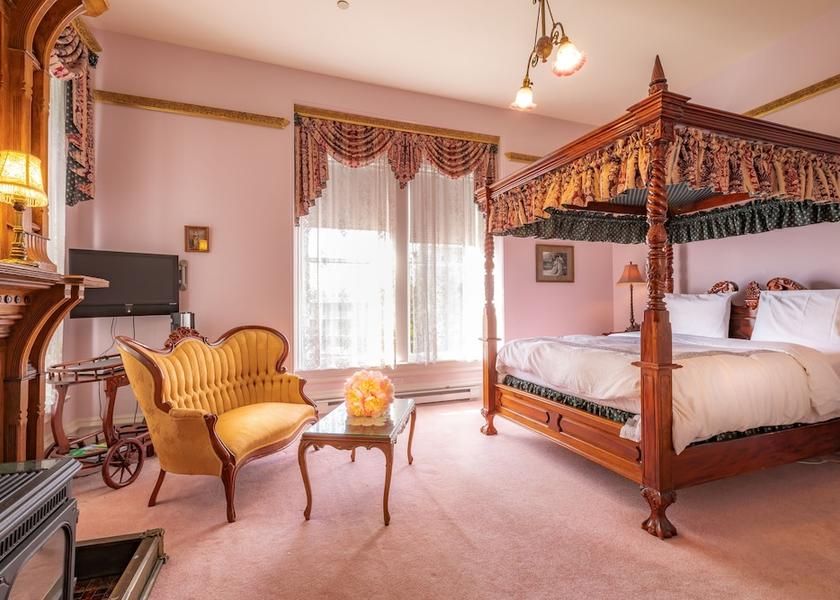 British Columbia Victoria Room