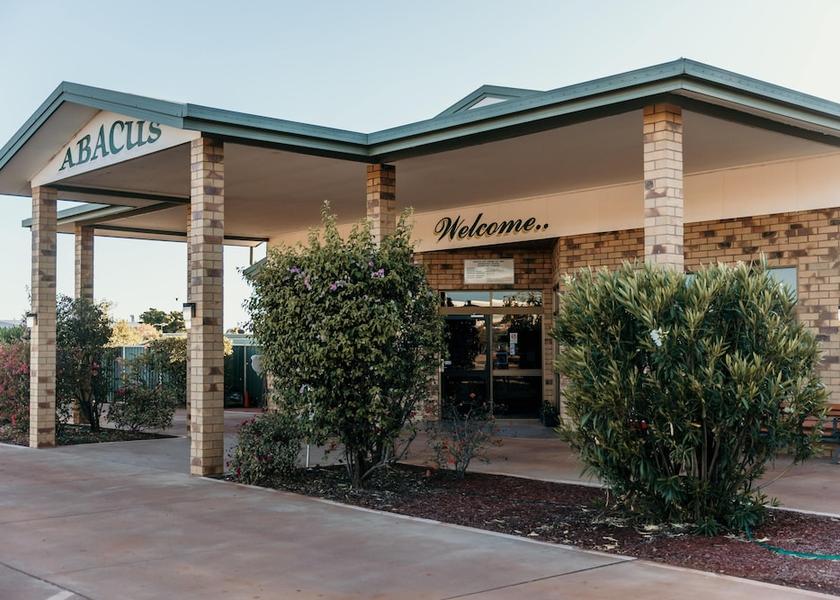 Victoria Soldiers Hill Facade