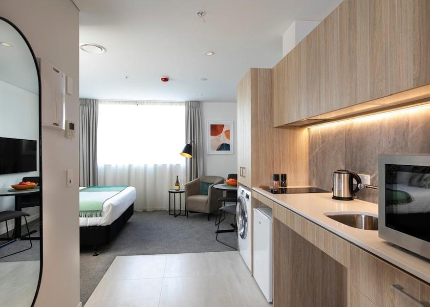 Auckland Region Auckland Room