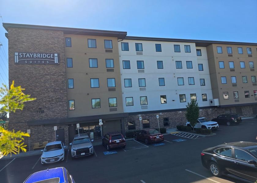 Oregon Hillsboro Exterior Detail