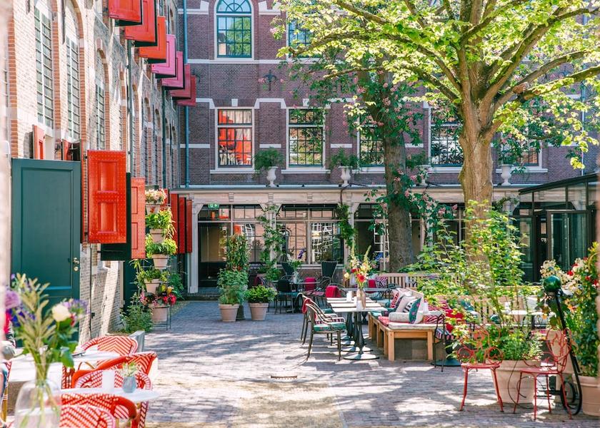 South Holland Gouda Terrace