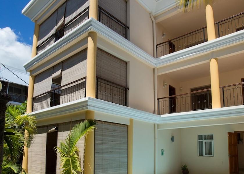 MU Trou aux Biches Facade