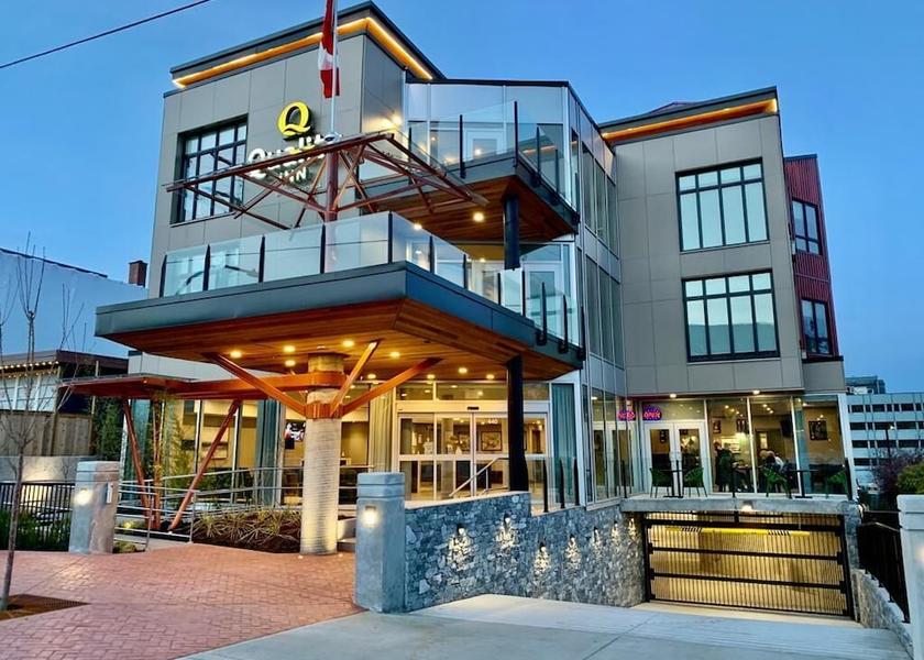 British Columbia Nanaimo Front of property