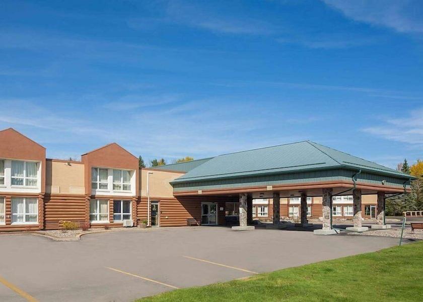 Minnesota International Falls Exterior Detail