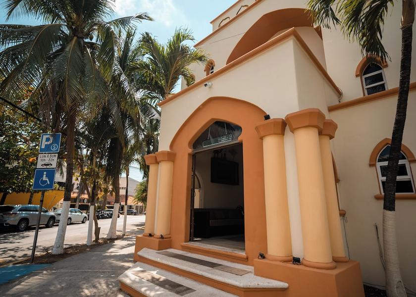 Quintana Roo Playa del Carmen Front of property
