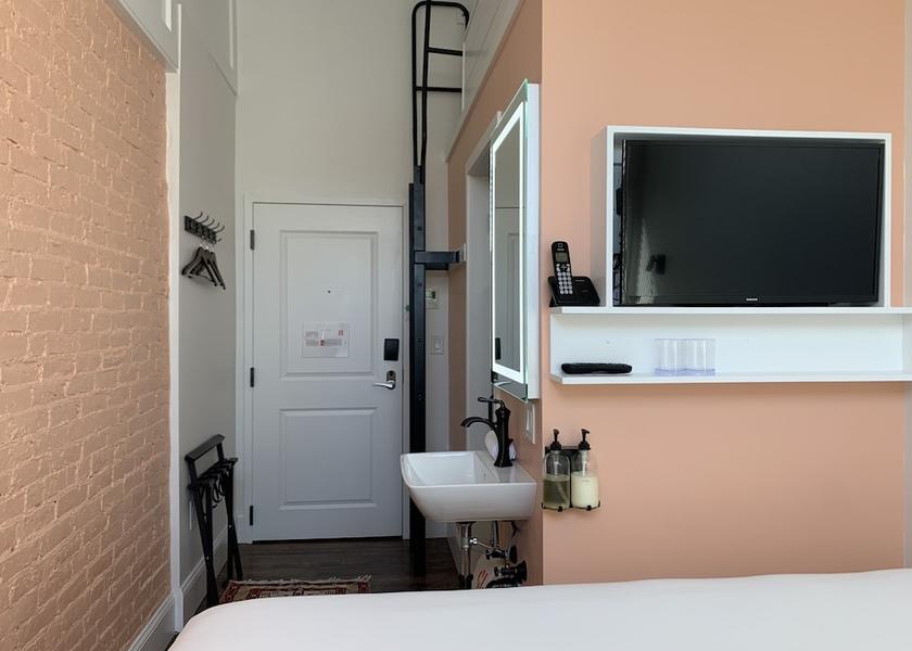 Massachusetts Beverly Room