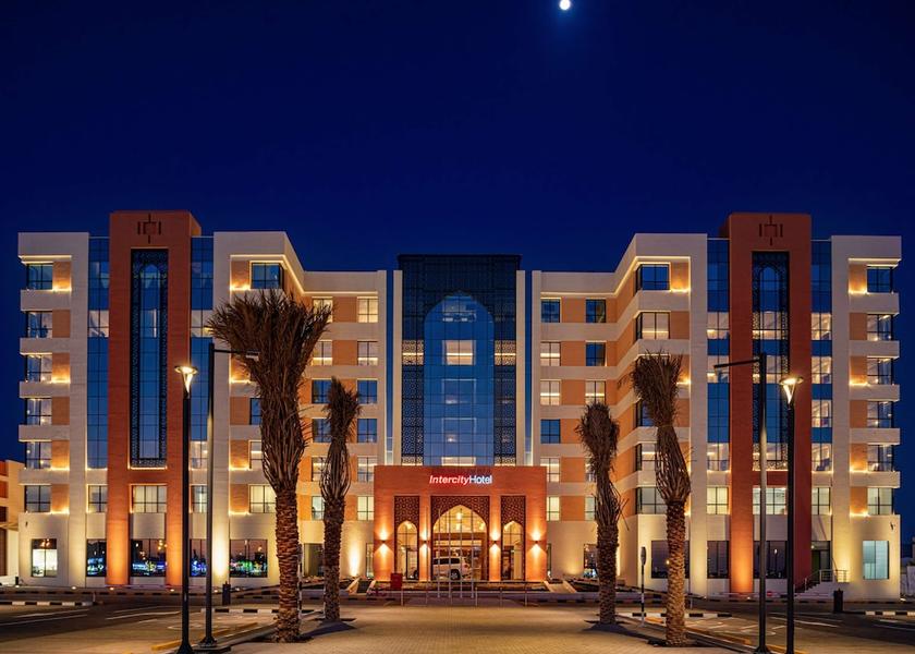  Nizwa Exterior