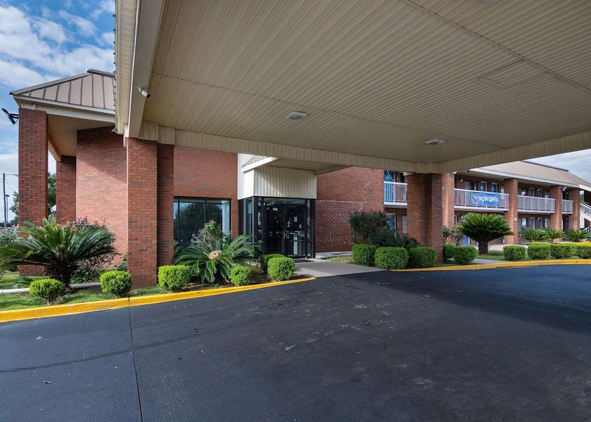 Alabama Montgomery Property entrance