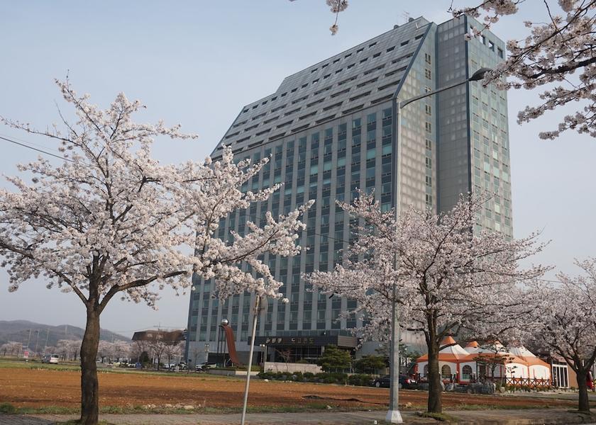 South Chungcheong Asan Front of property
