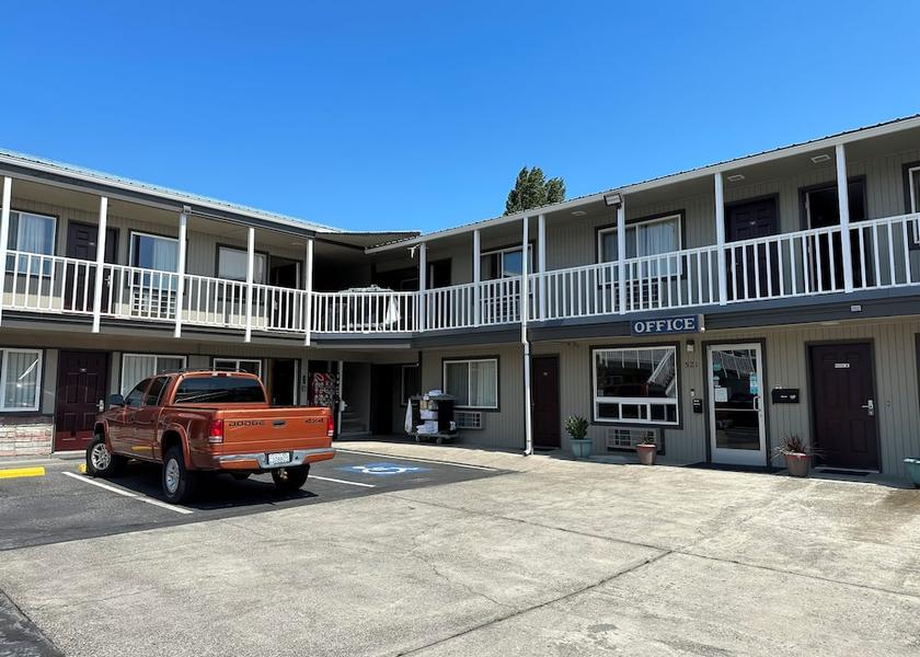 Washington Port Angeles Exterior Detail