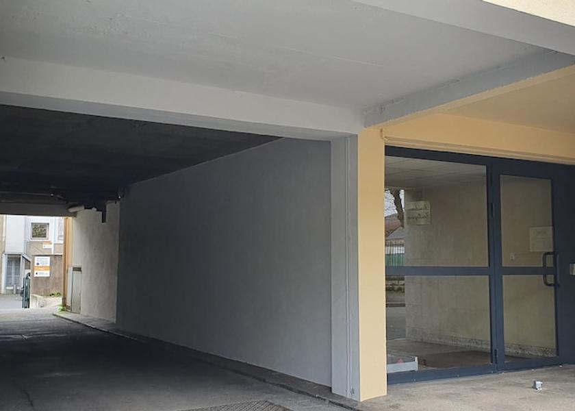 Centre - Loire Valley Bourges Parking