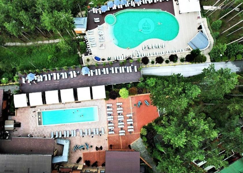  Velingrad Exterior Detail