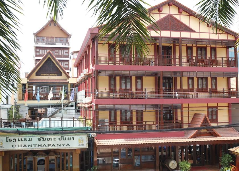 Vientiane Vientiane Front of property