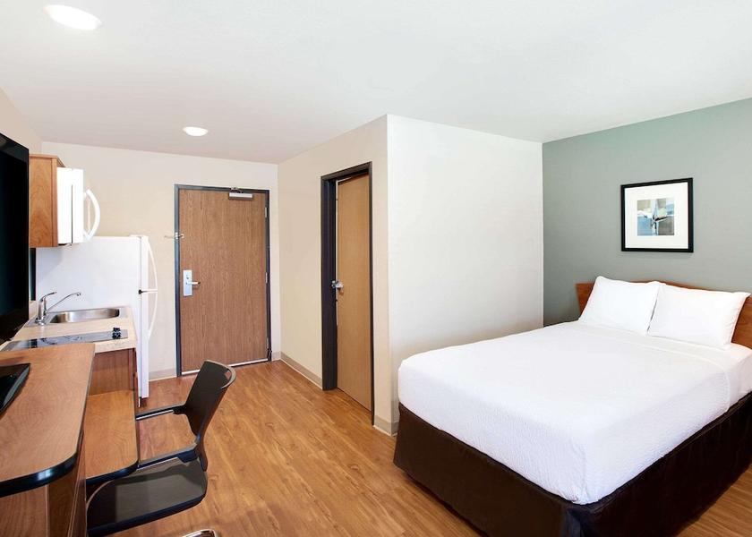 Louisiana Lake Charles Room
