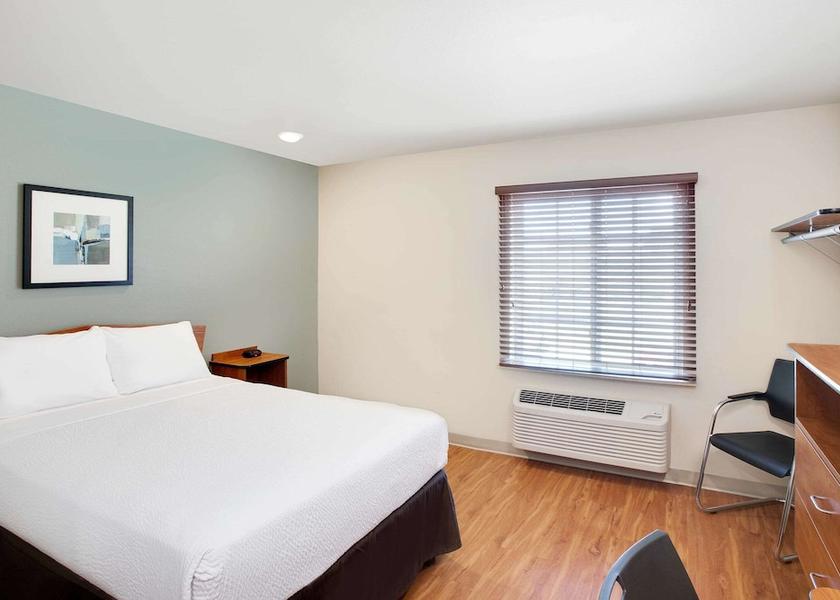 Louisiana Lake Charles Room