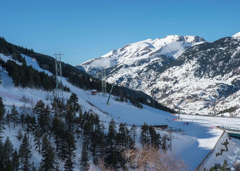  Bordes d'Envalira Exterior Detail