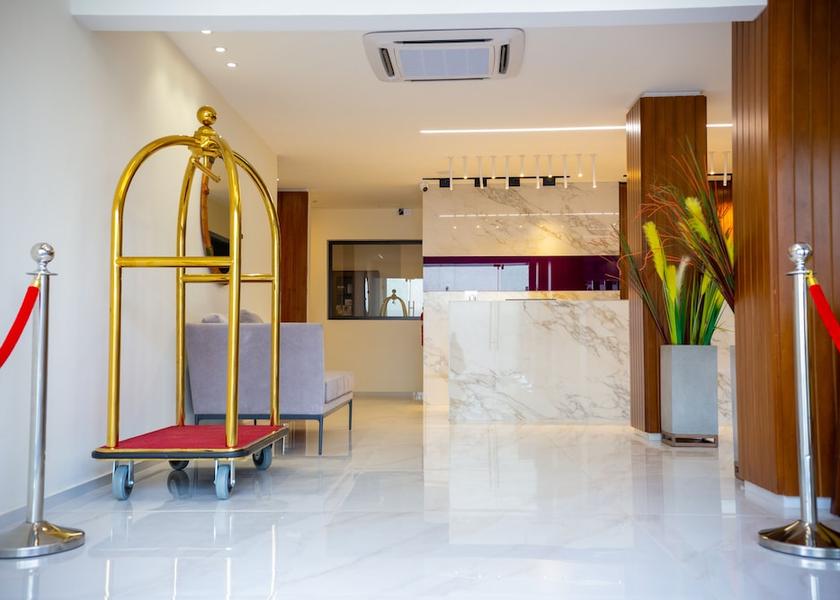 Abidjan Abidjan Reception