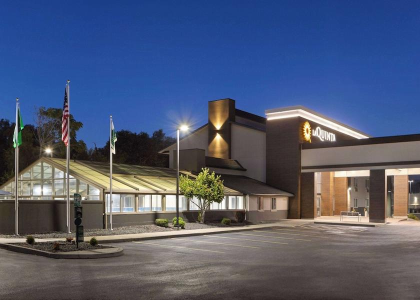 Washington Yakima Exterior Detail