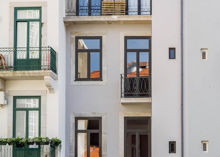 Porto Porto Property Grounds