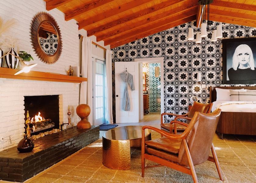 California Palm Springs Room