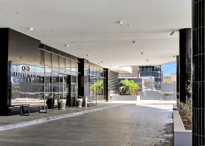 Port Moresby Exterior Detail