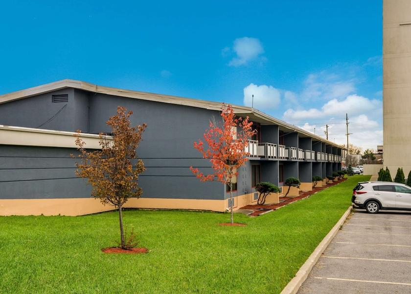 New York Buffalo Exterior Detail