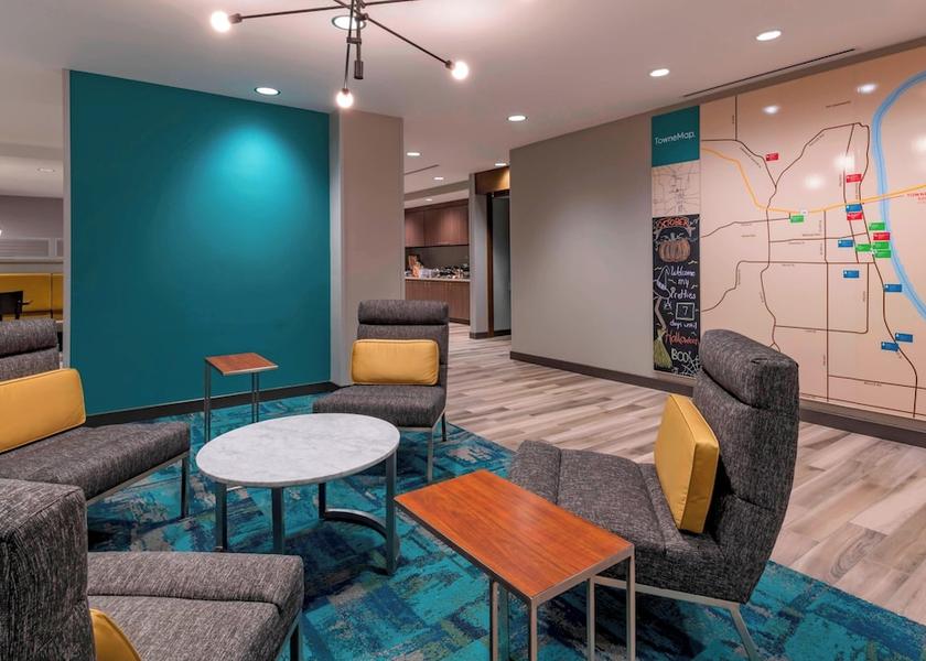 Kansas Leavenworth Lobby