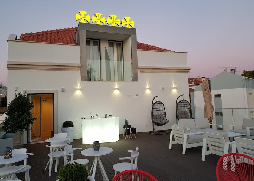 Santarém Tomar Bar (on property)