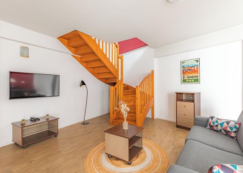 Nouvelle-Aquitaine Pau Living area