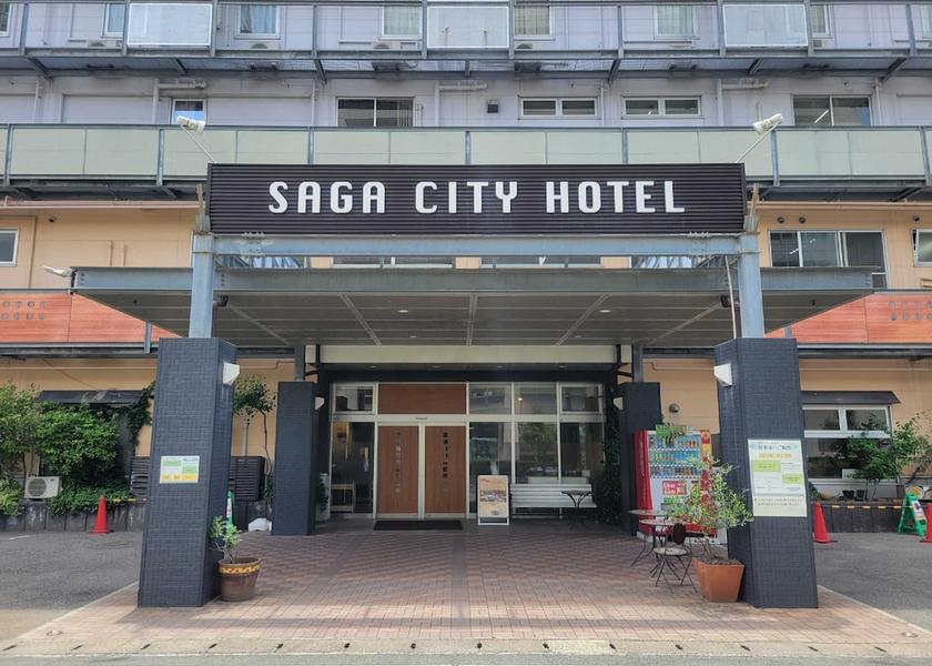 Saga Saga Exterior