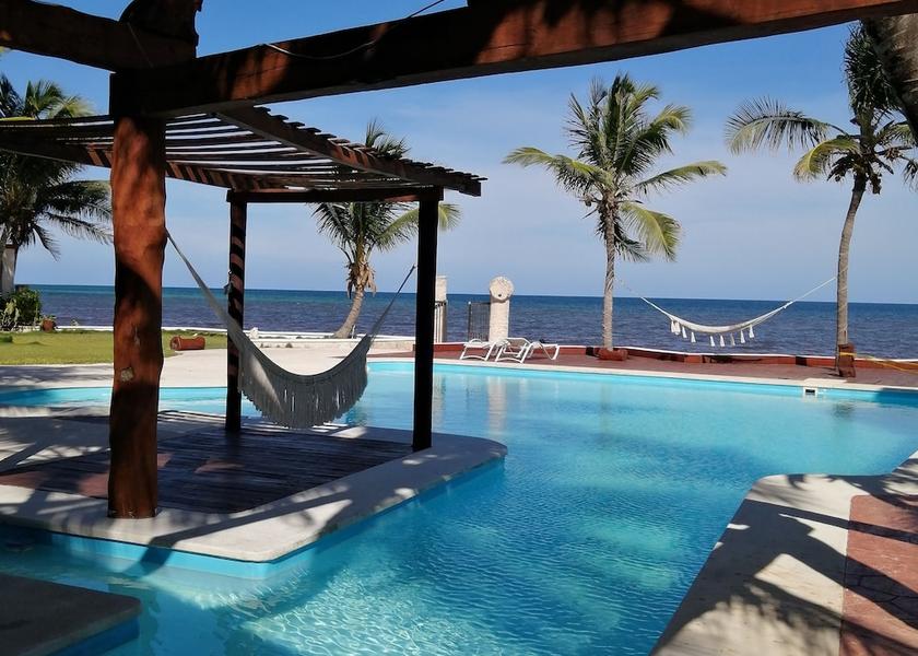 Quintana Roo Puerto Morelos Exterior Detail