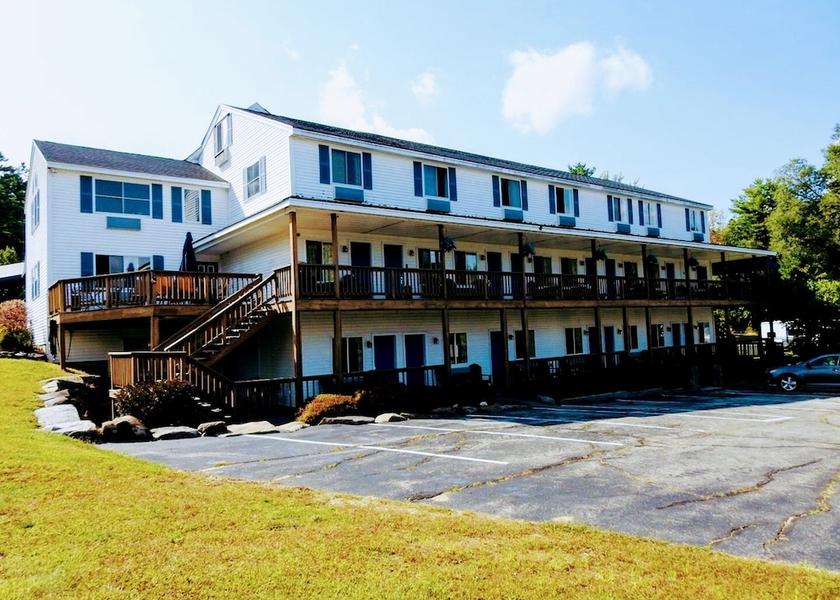 New Hampshire Tilton Exterior Detail