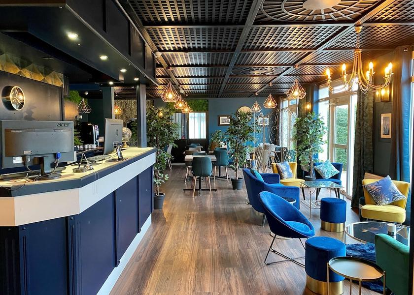 Hauts-de-France Coquelles Lobby