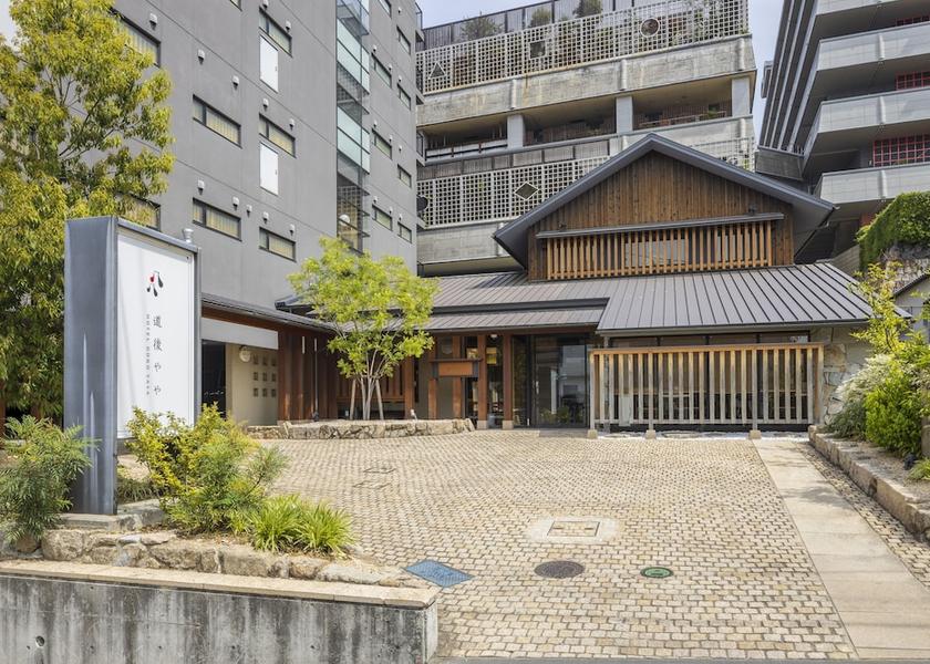 Ehime (prefecture) Matsuyama Facade
