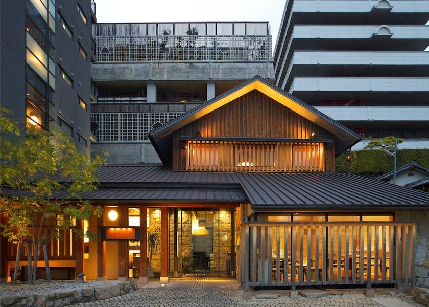 Ehime (prefecture) Matsuyama Facade