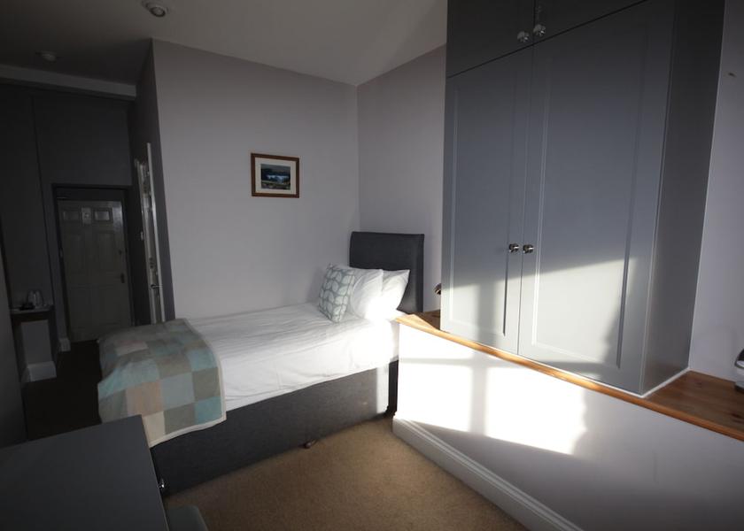 England Buckfastleigh Room