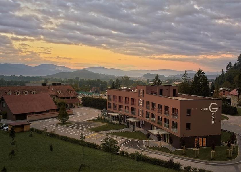  Ljubljana Exterior Detail