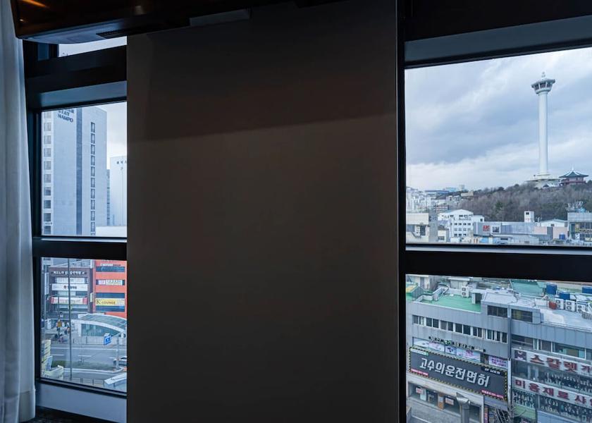  Busan Room
