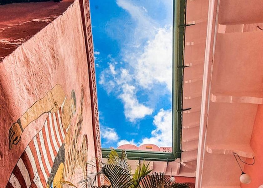 Bolivar Cartagena Interior Entrance